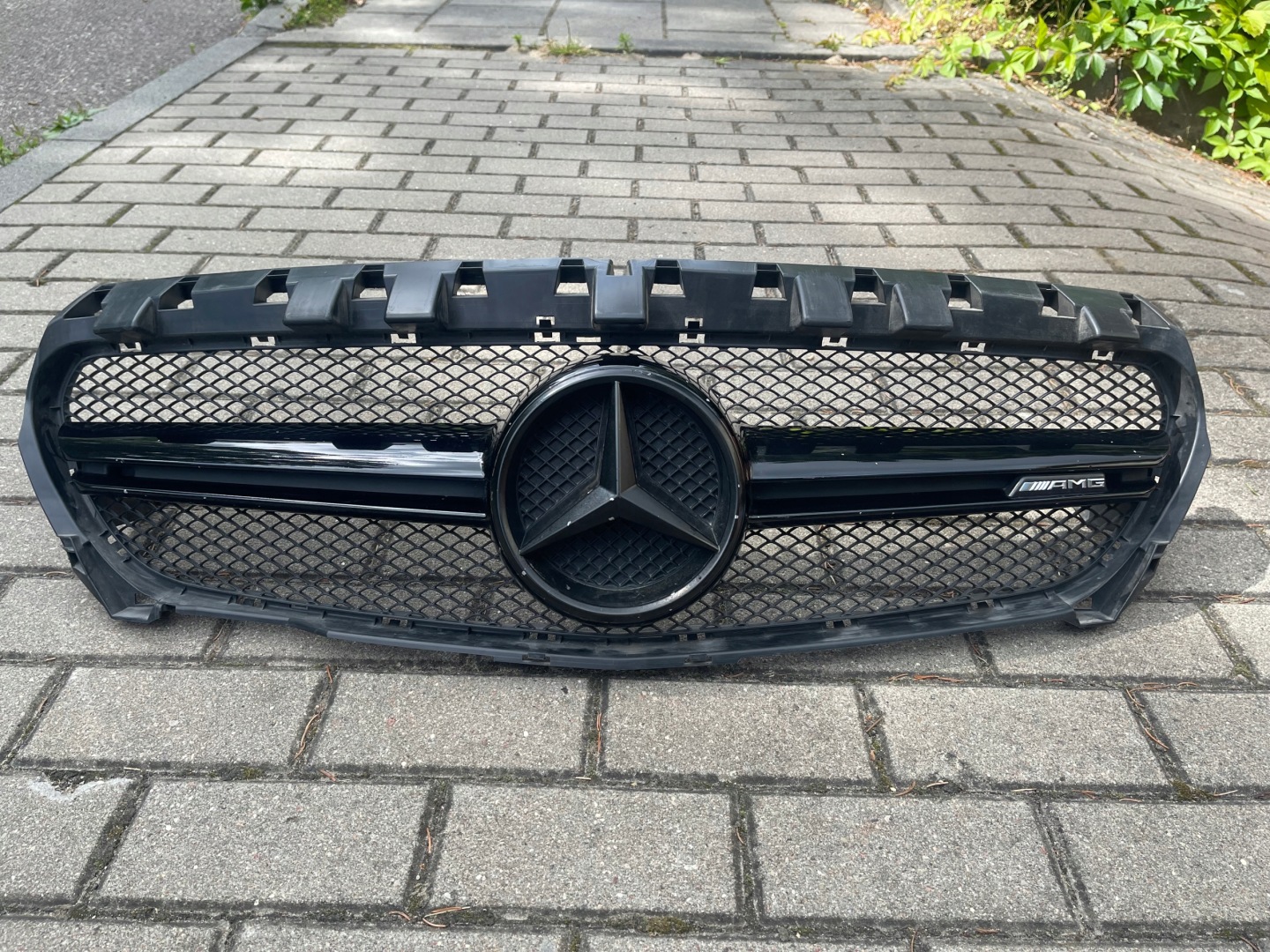 Mercedes-Benz GLA W156 Kühlergrill FRONTGRILL Kühlergitter A1178880460 - Thumbnail 1