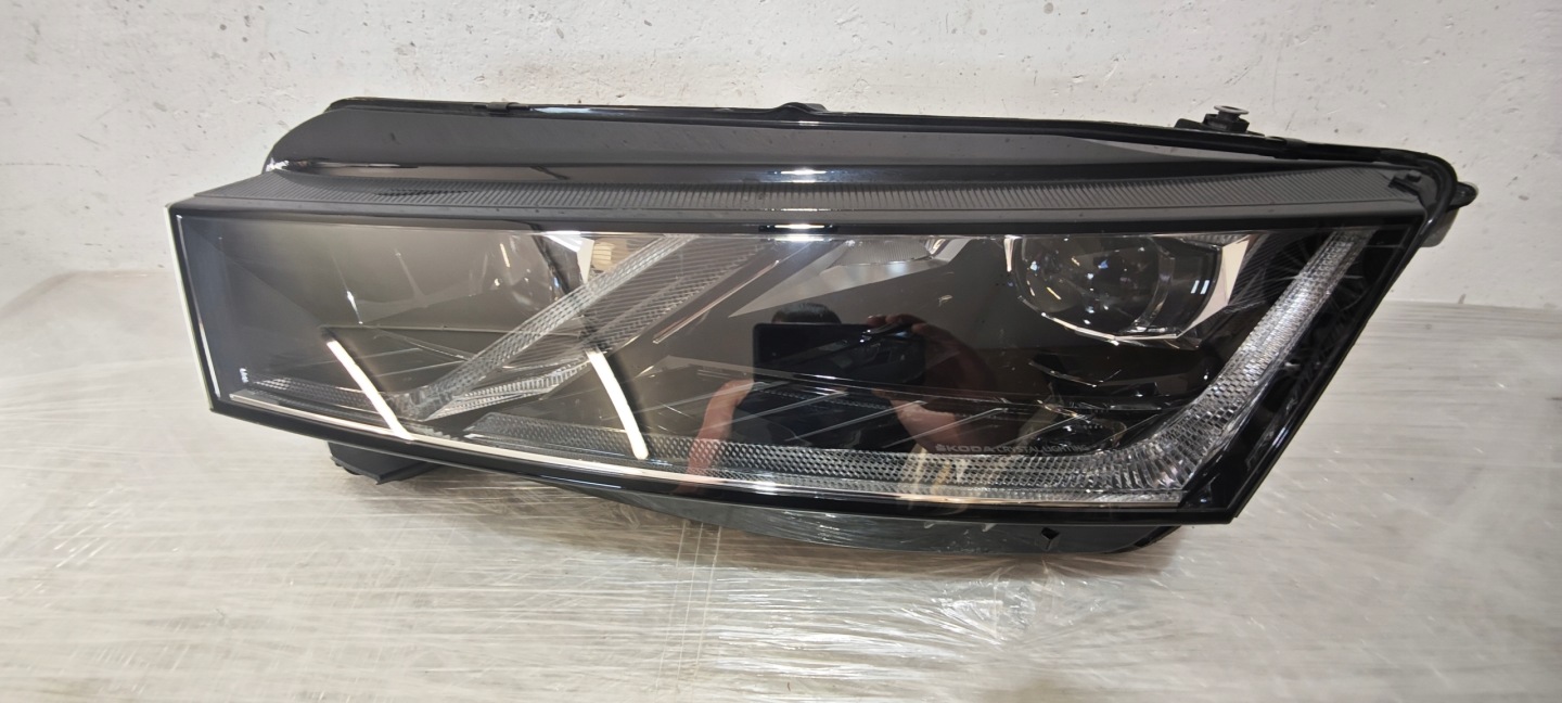 Frontscheinwerfer Skoda Octavia 1U 5E4941015B0 LED Links Scheinwerfer Headlight - Thumbnail 1