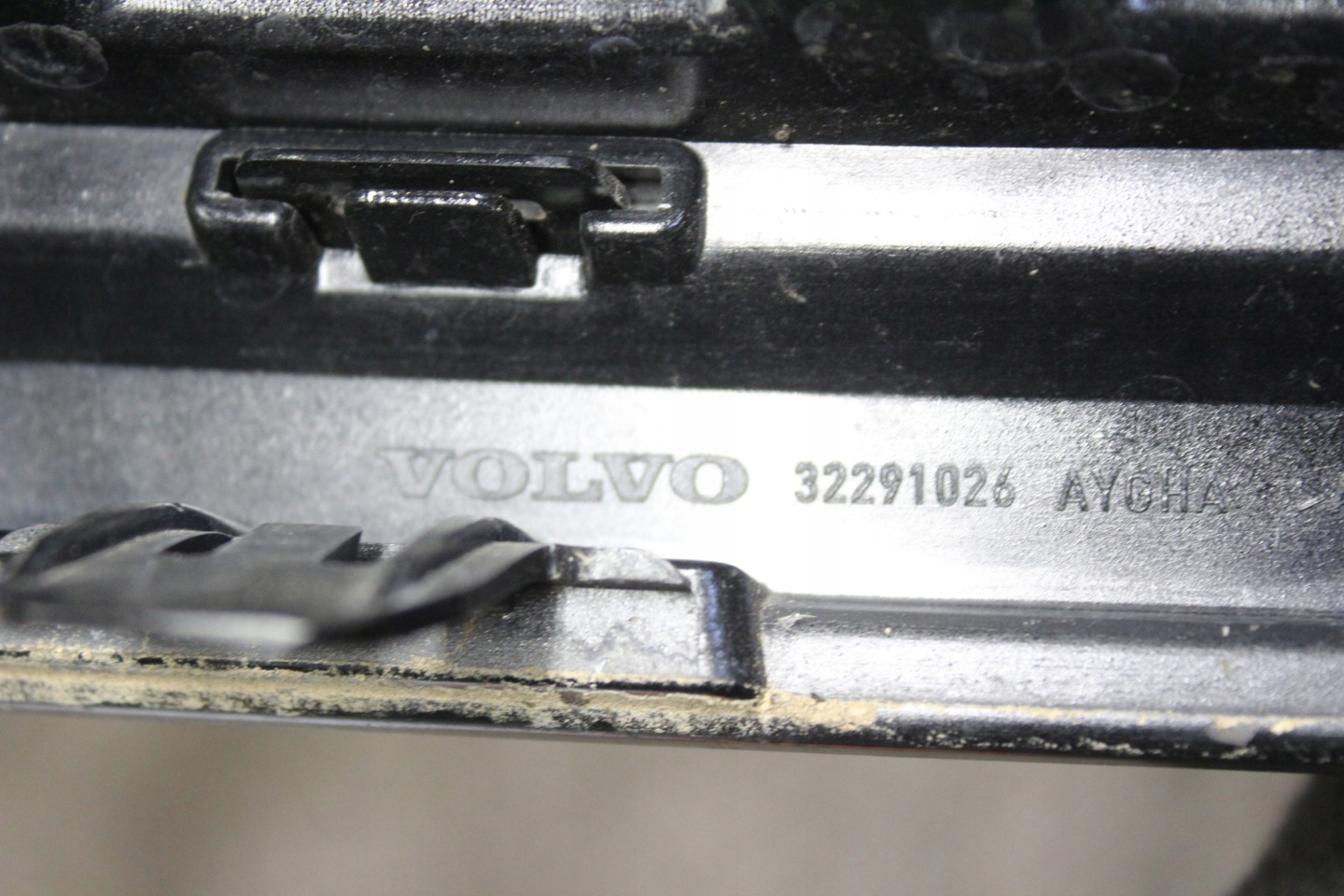 Volvo XC60 Kühlergrill FRONTGRILL Kühlergitter 32291026VO - Thumbnail 7