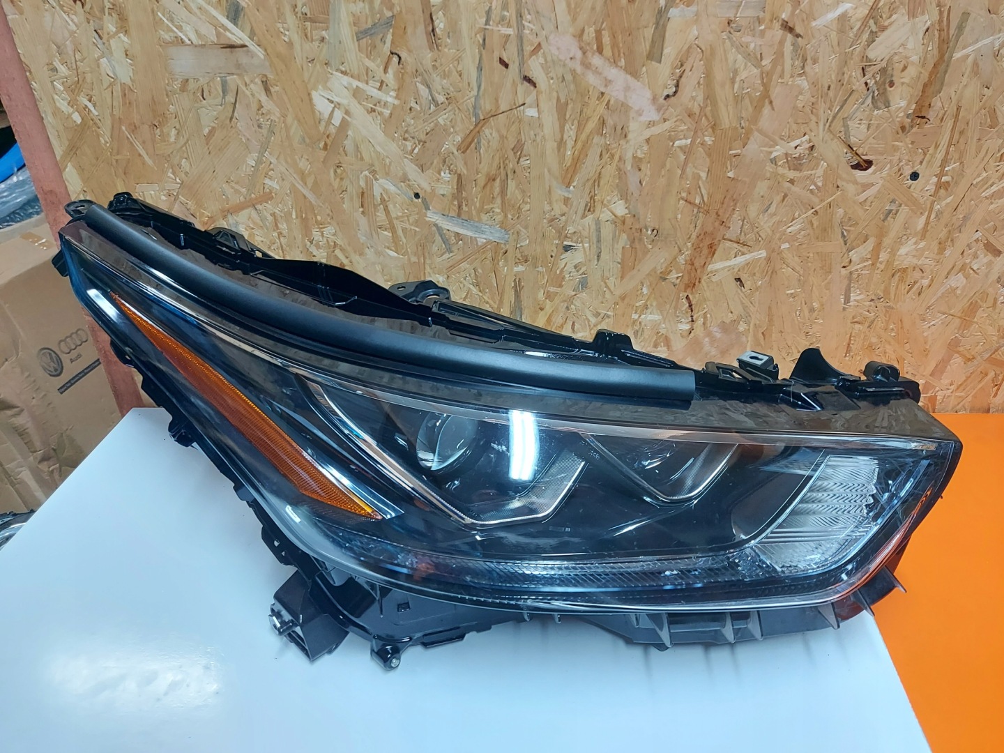 Frontscheinwerfer Toyota Highlander XU70 LED Rechts Scheinwerfer Headlight - Thumbnail 1
