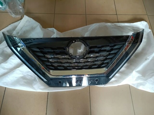 Nissan Qashqai J12 Kühlergrill FRONTGRILL Kühlergitter - Thumbnail 1