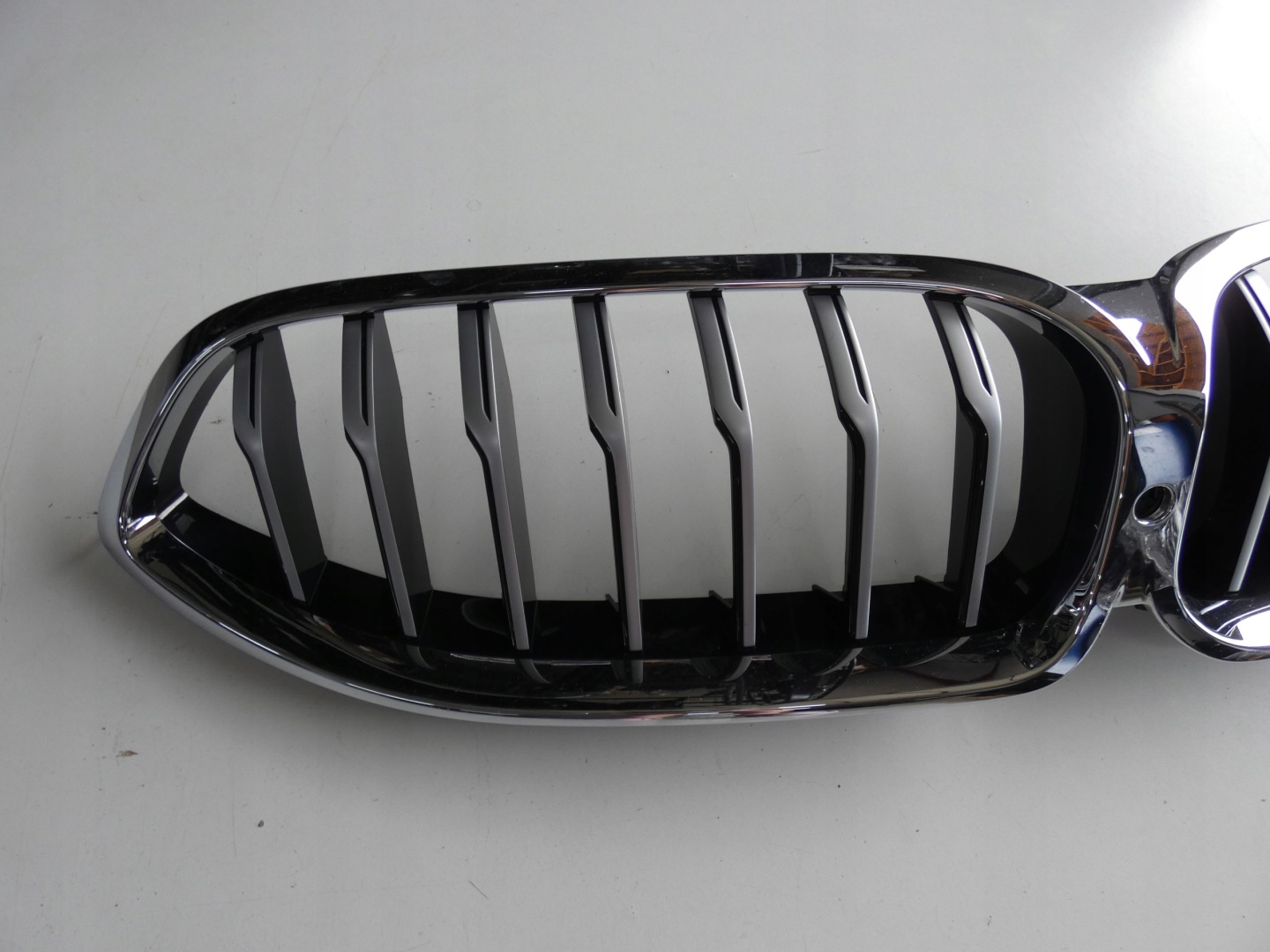 BMW 8 G14 Kühlergrill FRONTGRILL Kühlergitter - Thumbnail 4