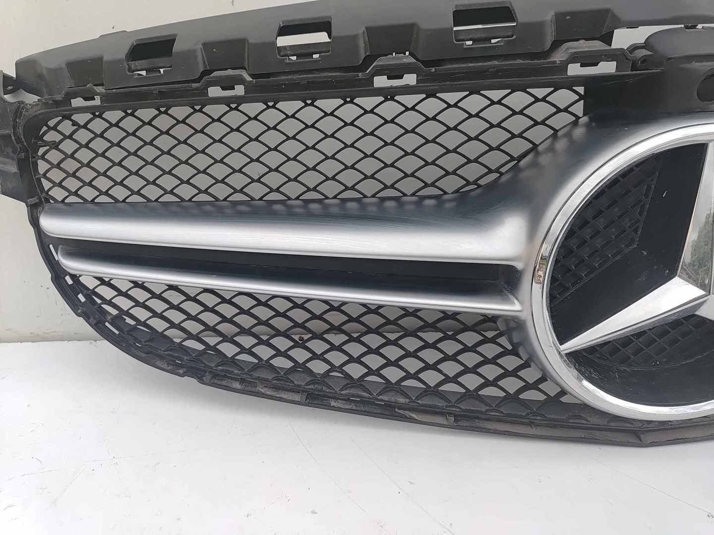 Mercedes-Benz C-Klasse W205 Kühlergrill FRONTGRILL Kühlergitter A2058880523 - Thumbnail 6
