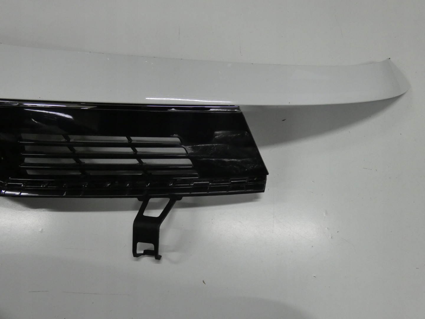 Opel Astra Kühlergrill FRONTGRILL Kühlergitter 98399538 - Thumbnail 7