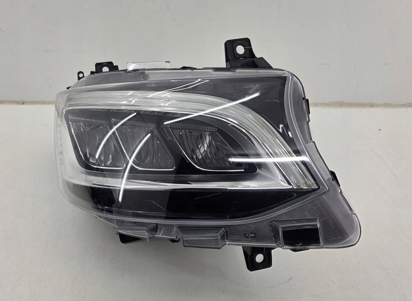 Frontscheinwerfer Mercedes-Benz Sprinter W910 A9109060001 LED Links Headlight - Thumbnail 1