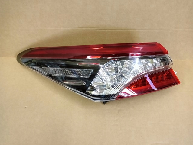 Toyota Camry XV70 Rückleuchte 8LAMPALEWA Rearlamp - Thumbnail 1