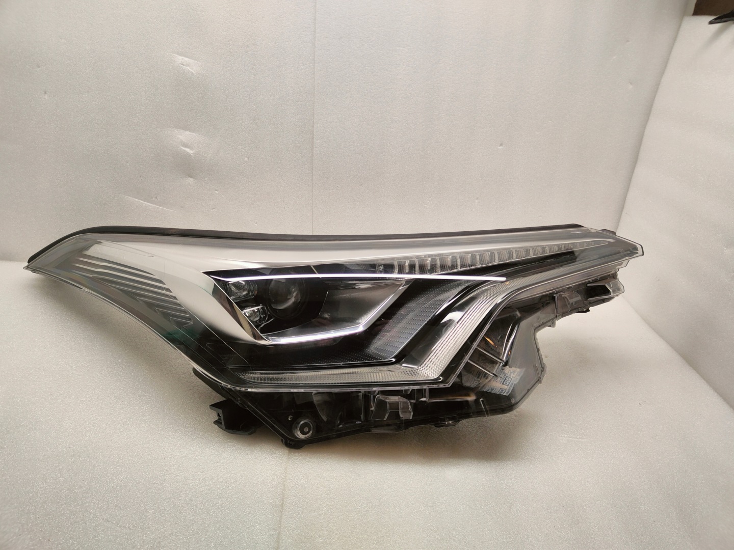 Frontscheinwerfer Toyota C-HR X20 81110F40700 LED Rechts Scheinwerfer Headlight - Thumbnail 1