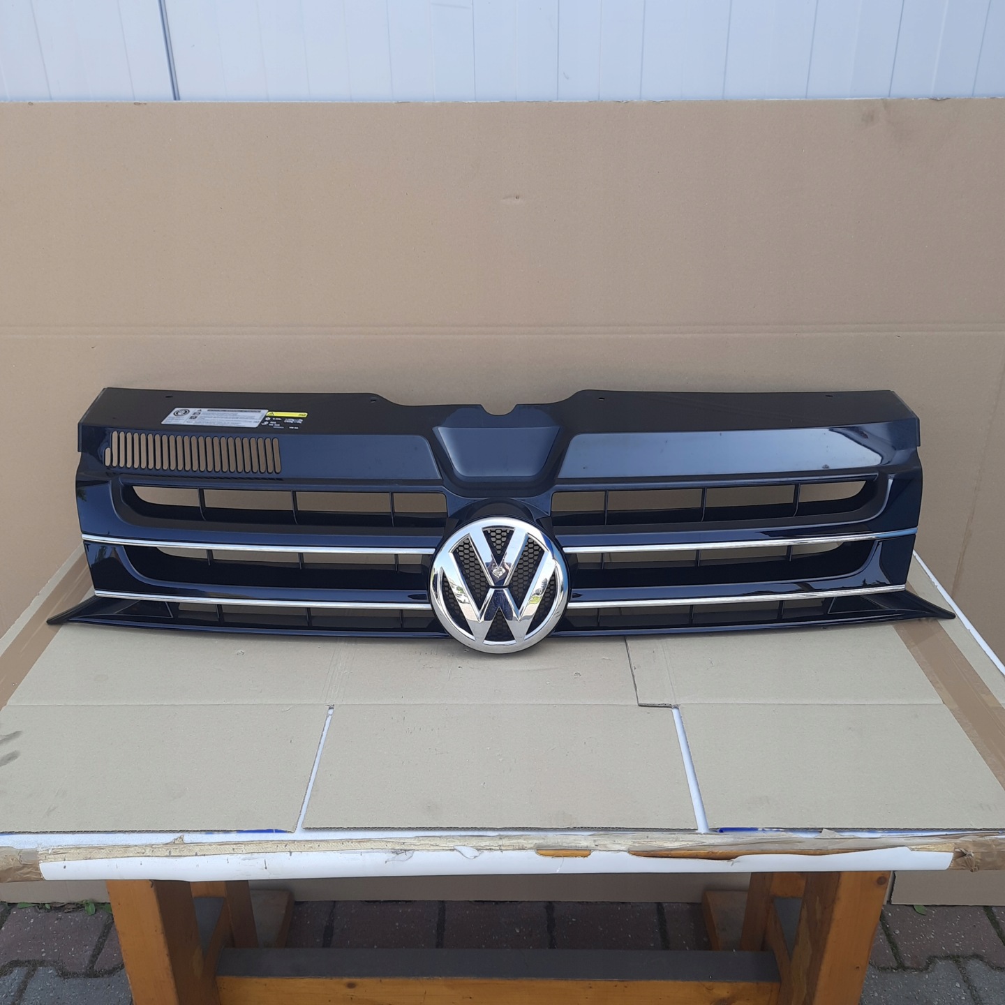 VW Transporter T5 Kühlergrill FRONTGRILL Kühlergitter - Thumbnail 1