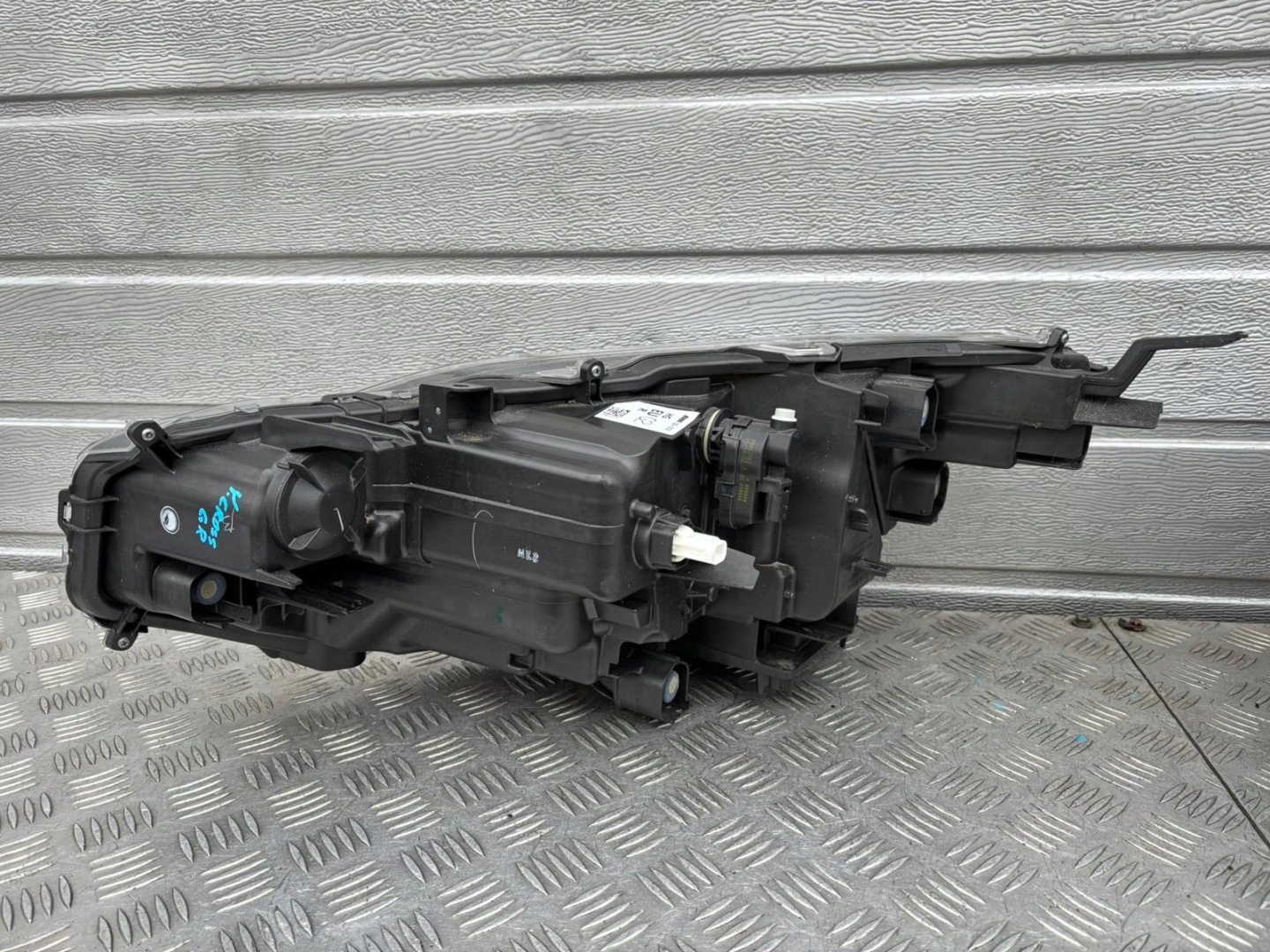 Frontscheinwerfer Toyota Yaris Cross XPB1F LED Links Scheinwerfer Headlight - Thumbnail 8