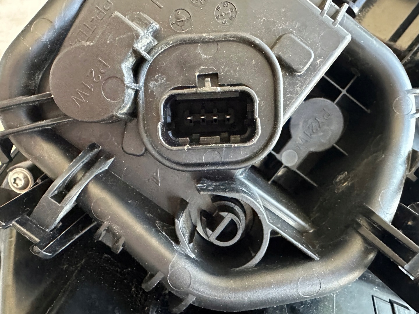 Renault Captur RJB Rückleuchte Rearlamp - Thumbnail 11