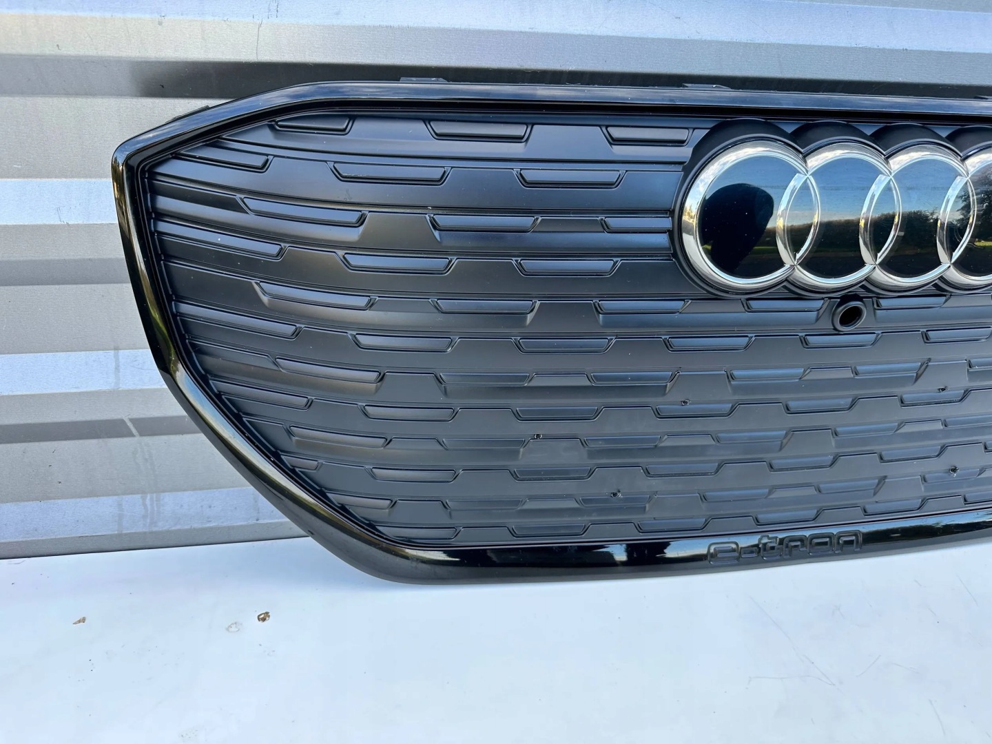 Audi e-tron Kühlergrill FRONTGRILL Kühlergitter - Thumbnail 4