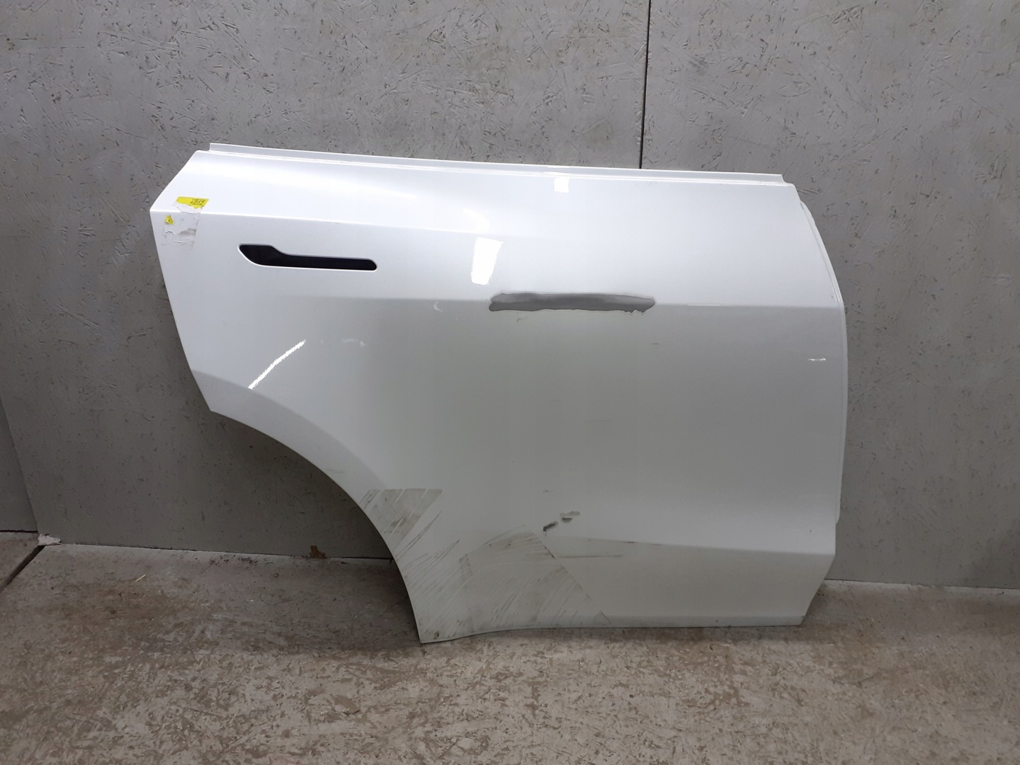 Tesla Model Y 005 Tür Hinten Rechts Door Porta Porte - Thumbnail 1