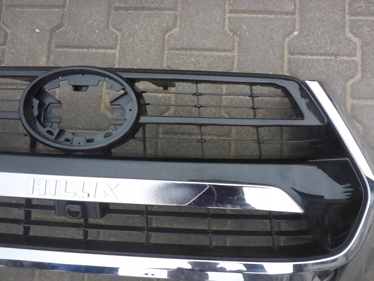 Toyota Hilux AN1P Kühlergrill FRONTGRILL Kühlergitter - Thumbnail 5