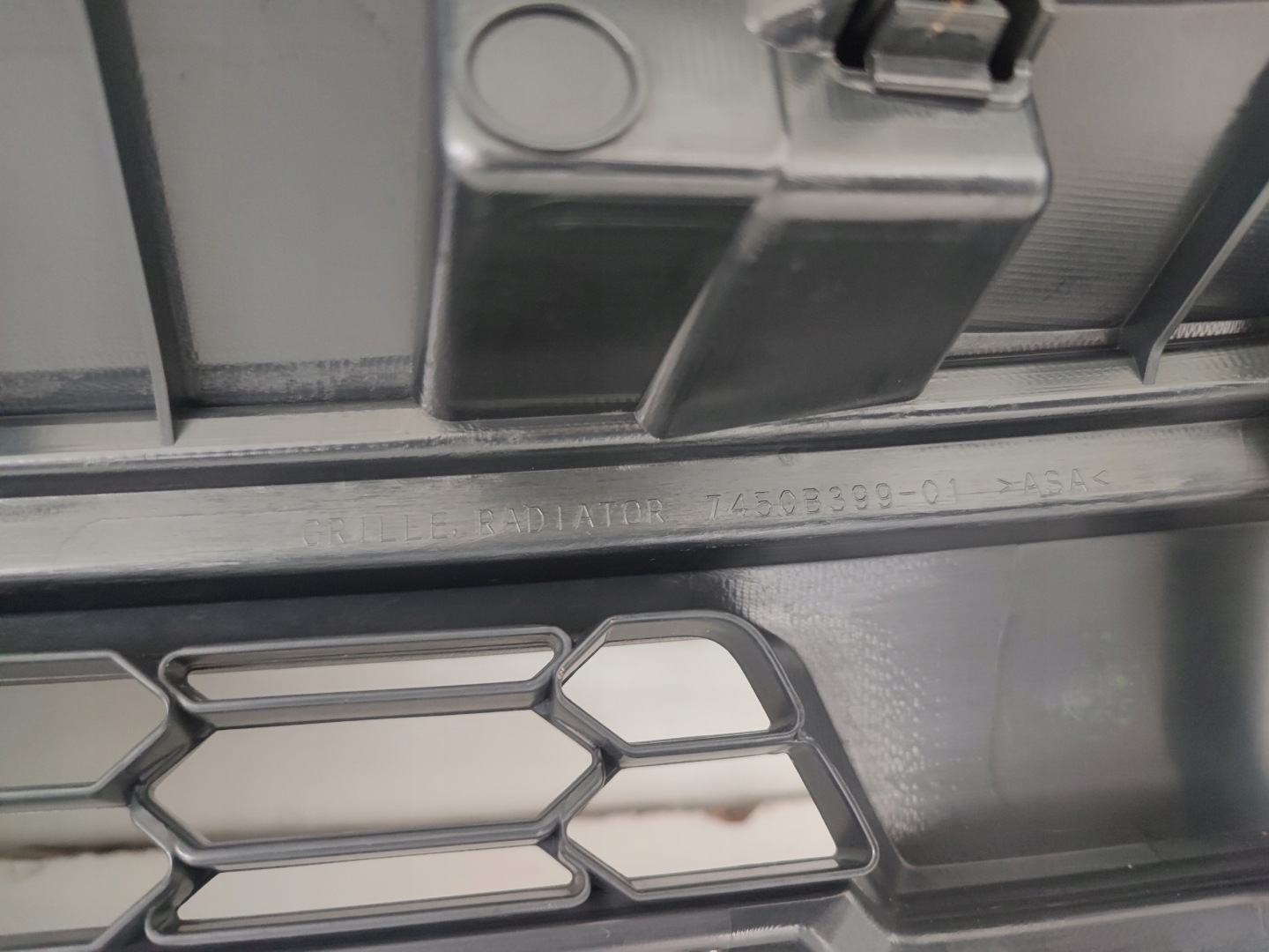 Mitsubishi Outlander CU0W Kühlergrill FRONTGRILL Kühlergitter 7450B399 - Thumbnail 11