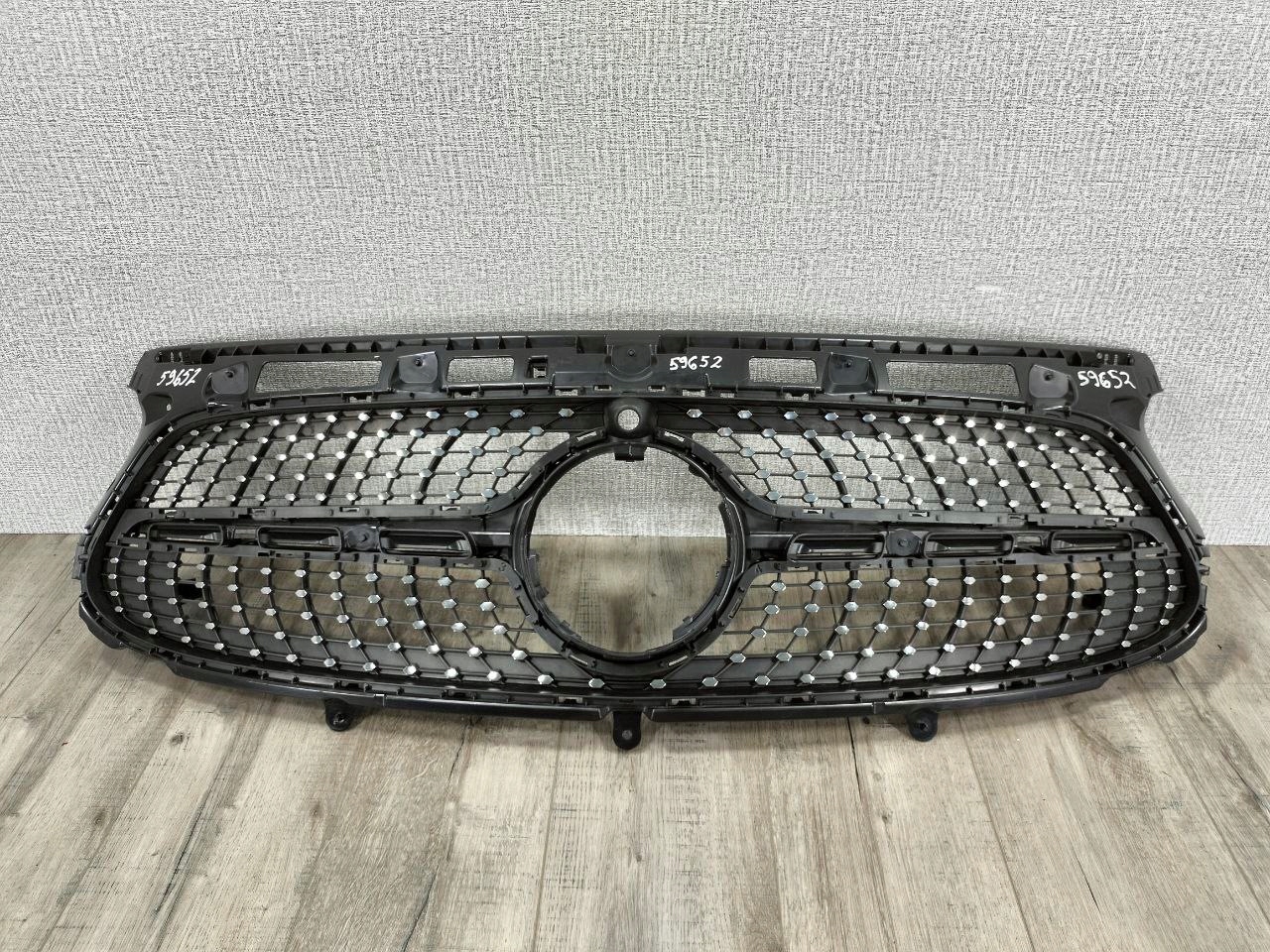 Mercedes-Benz GLA W247 Kühlergrill FRONTGRILL Kühlergitter A2478888801 - Thumbnail 1