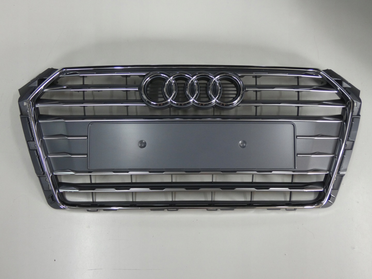 Audi 8W0 Kühlergrill FRONTGRILL Kühlergitter 8W0853651S - Thumbnail 1