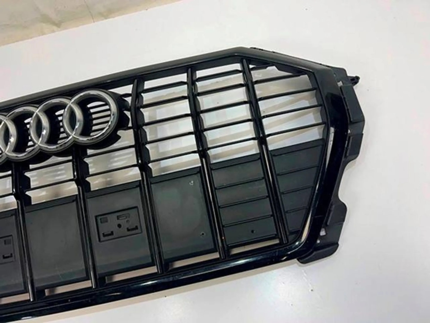 Audi Q3 Kühlergrill FRONTGRILL Kühlergitter - Thumbnail 6
