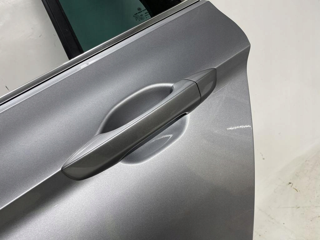VW Passat B8 Tür Hinten Links Kombi Door Porta Porte - Thumbnail 2