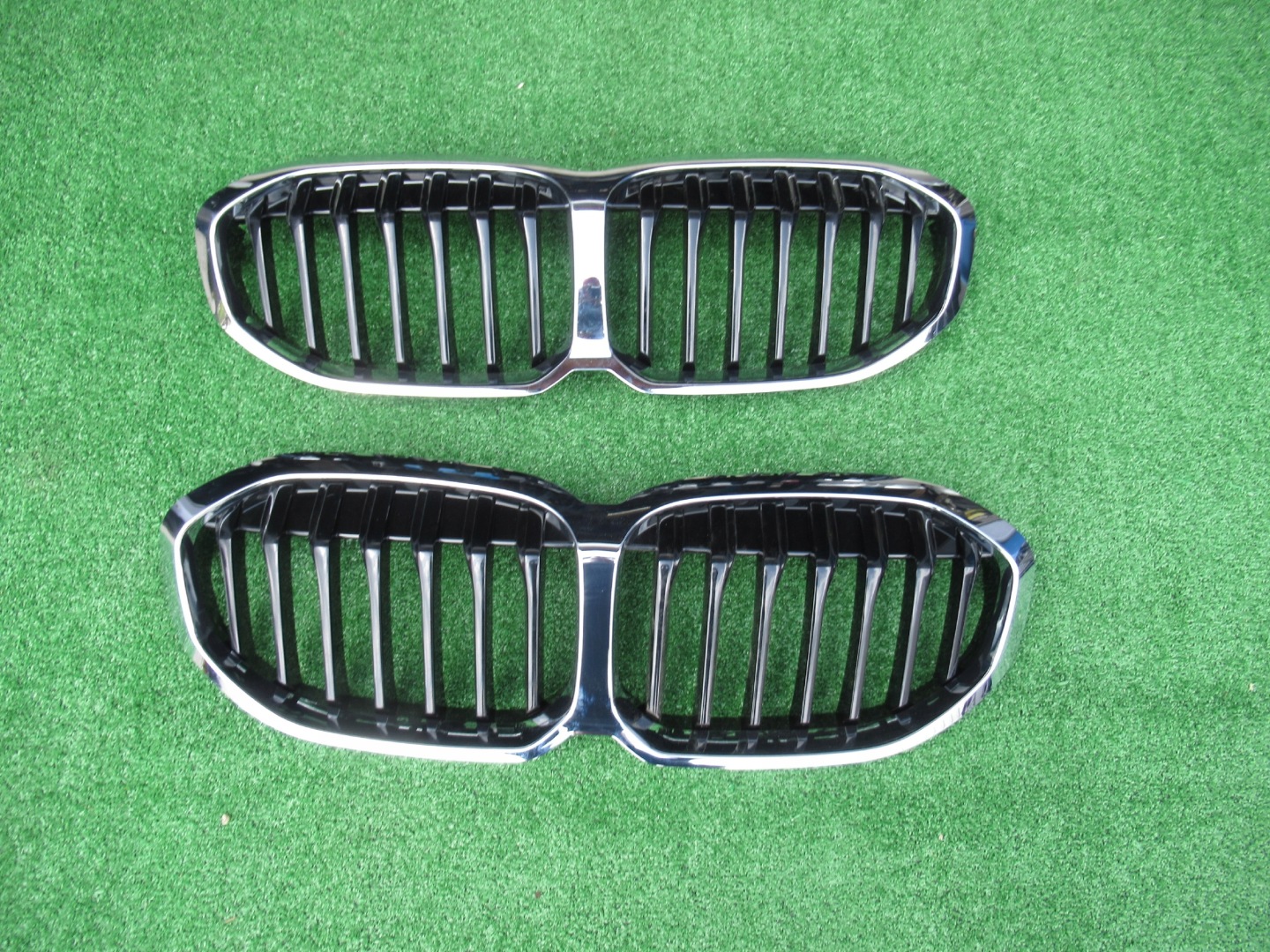 BMW 1 F40 Kühlergrill FRONTGRILL Kühlergitter 5113745 - Thumbnail 1