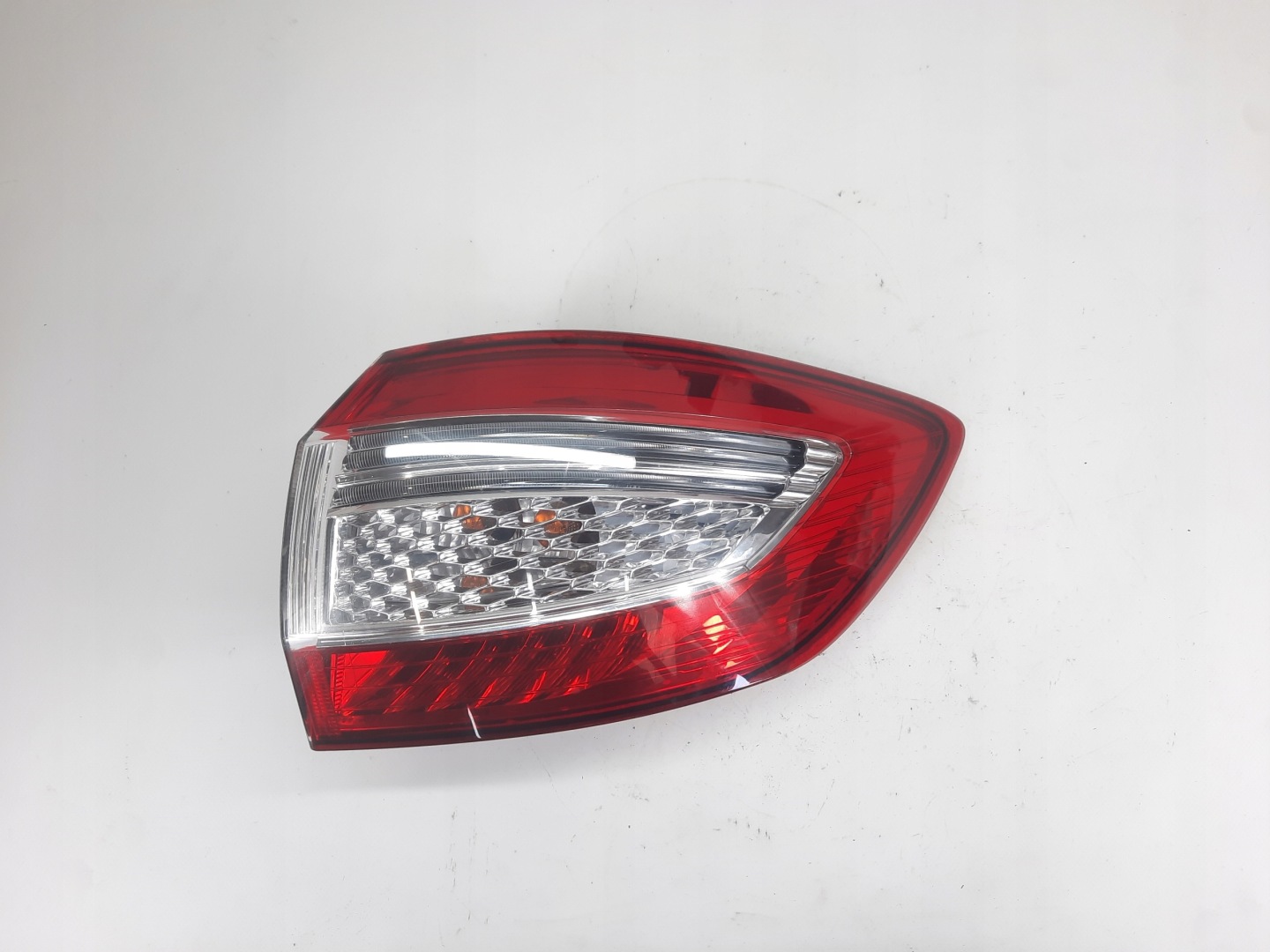 Ford Mondeo IV Mk4 Rückleuchte Rearlamp - Thumbnail 1