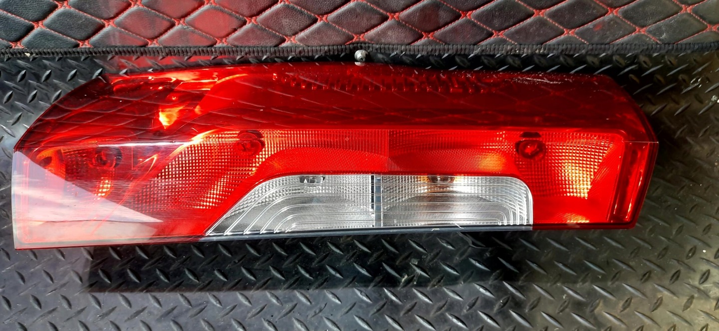 Mercedes-Benz Sprinter W907 Rückleuchte Rearlamp - Thumbnail 4
