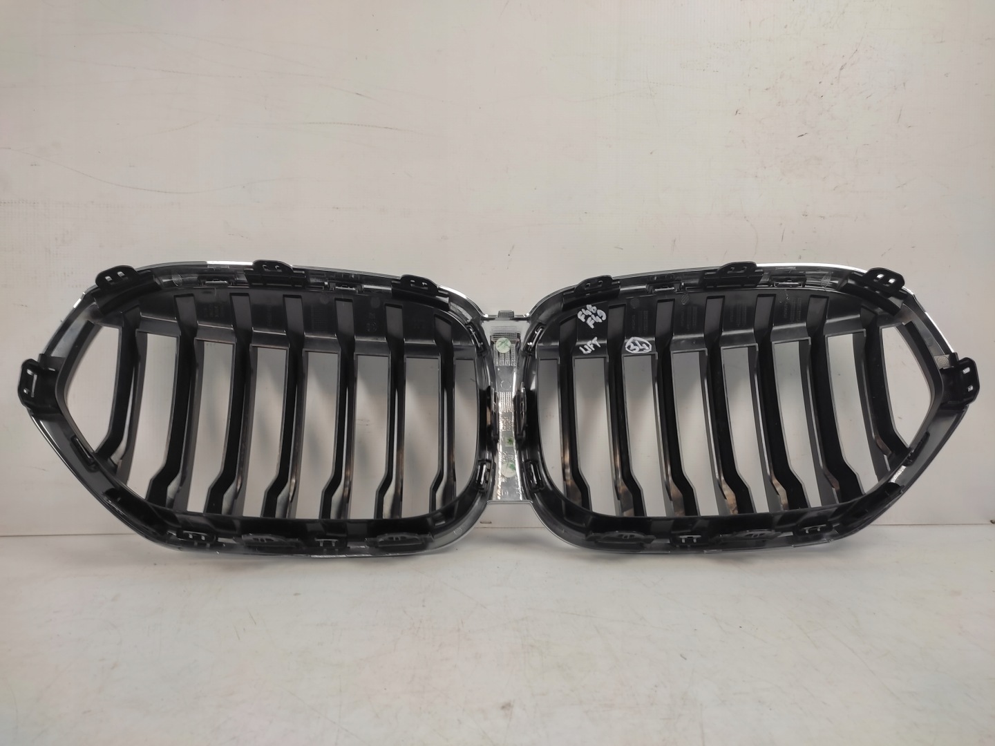 BMW X1 F48 Kühlergrill FRONTGRILL Kühlergitter 8493450 - Thumbnail 7