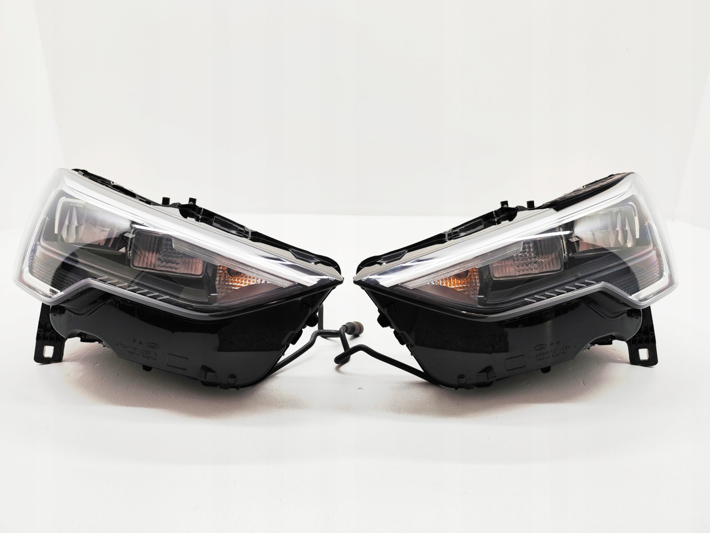 Frontscheinwerfer Audi Q3 83A941012 LED Links Scheinwerfer Headlight - Thumbnail 1