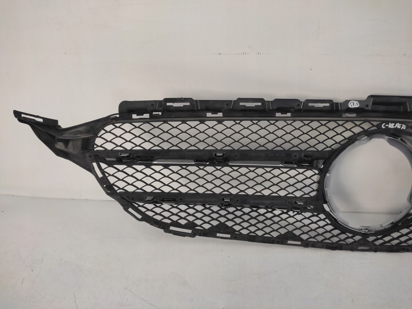 Mercedes-Benz C-Klasse W205 Kühlergrill FRONTGRILL Kühlergitter A2058803783 - Thumbnail 8