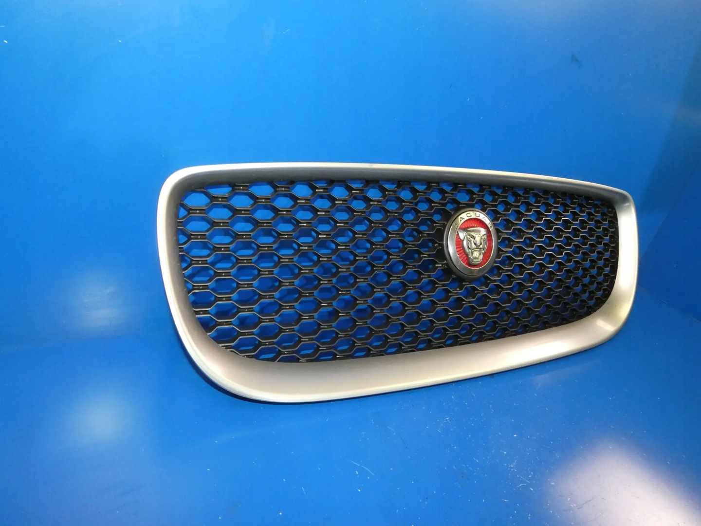 Jaguar XE X760 Kühlergrill FRONTGRILL Kühlergitter - Thumbnail 3