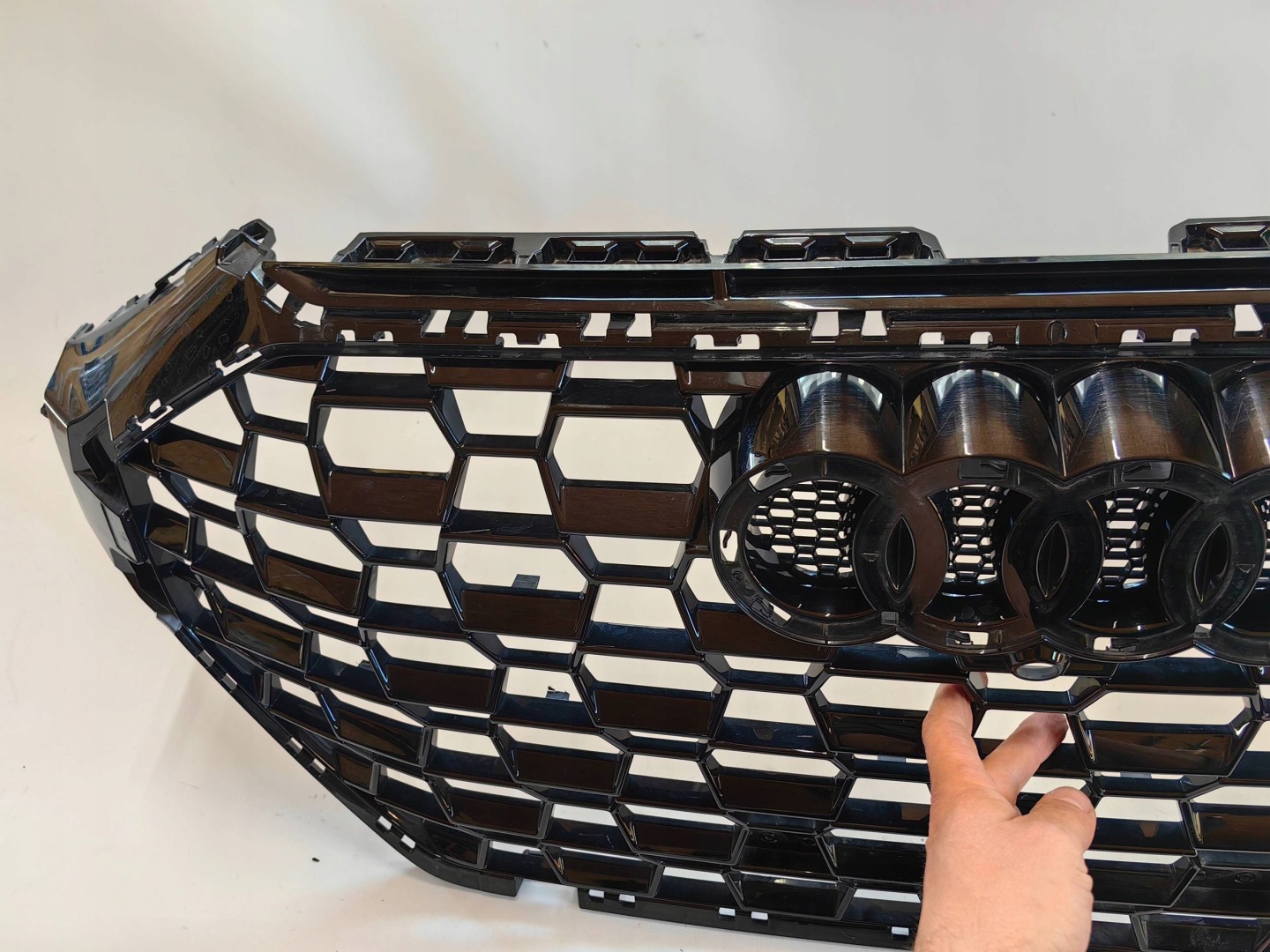 Audi 83A Kühlergrill FRONTGRILL Kühlergitter 83A853651D - Thumbnail 7