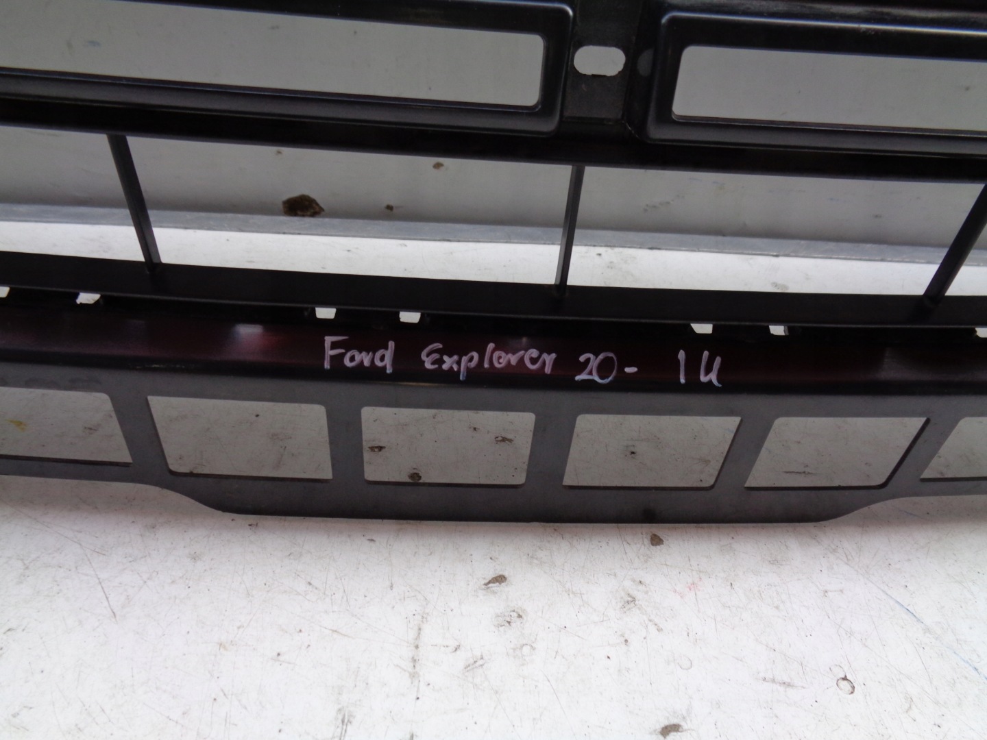 Ford Explorer Kühlergrill FRONTGRILL Kühlergitter LB5B8200EBATR - Thumbnail 4