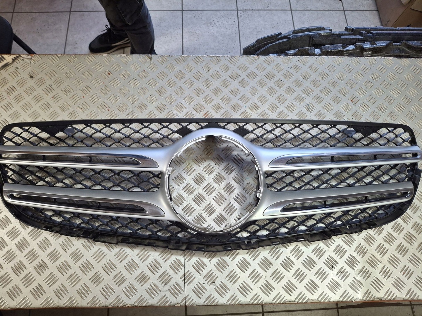 Mercedes-Benz GLC W253 Kühlergrill FRONTGRILL Kühlergitter A2538806676 - Thumbnail 1