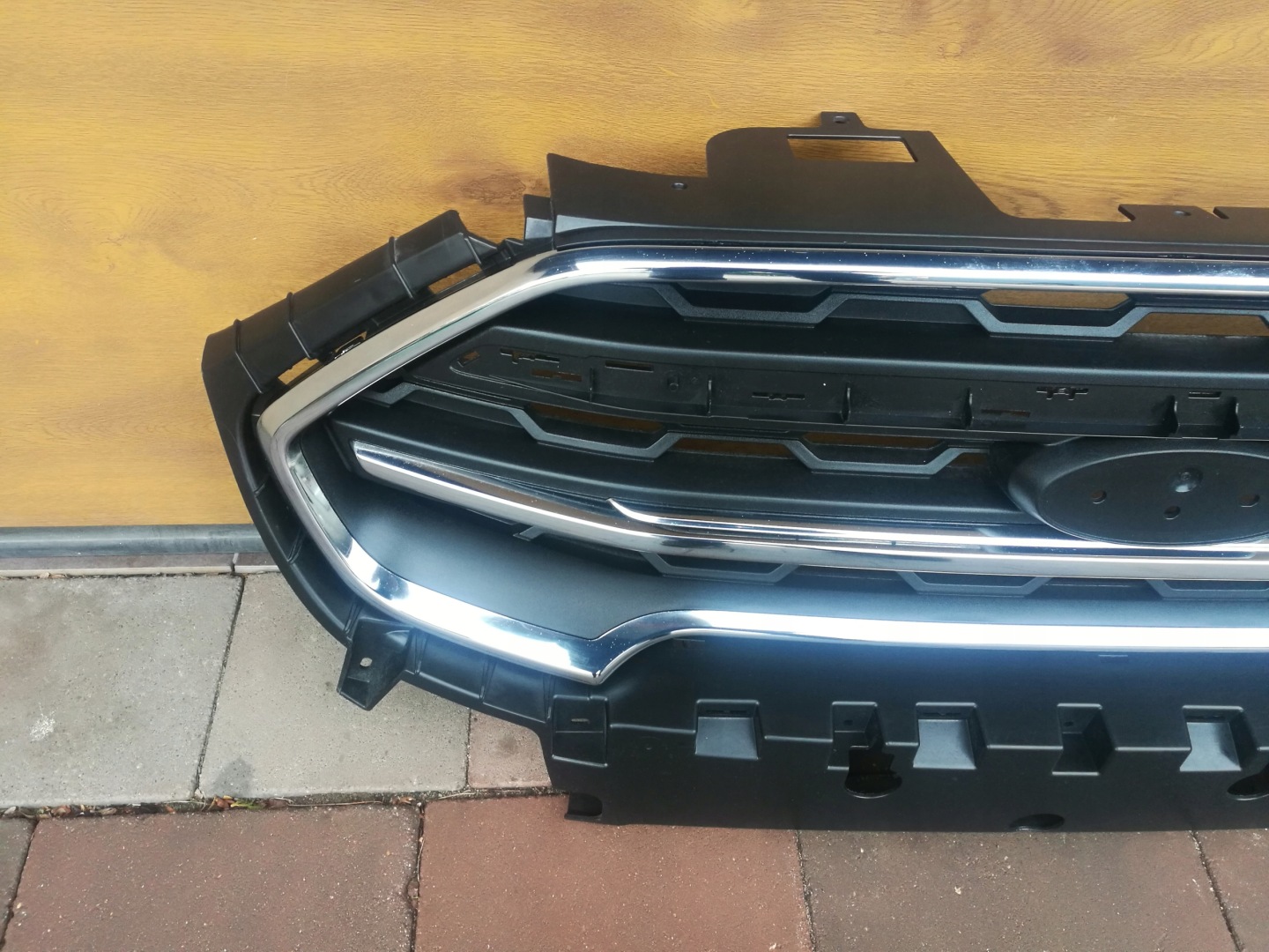 Ford EcoSport Kühlergrill FRONTGRILL Kühlergitter GN1517B968EWA - Thumbnail 2