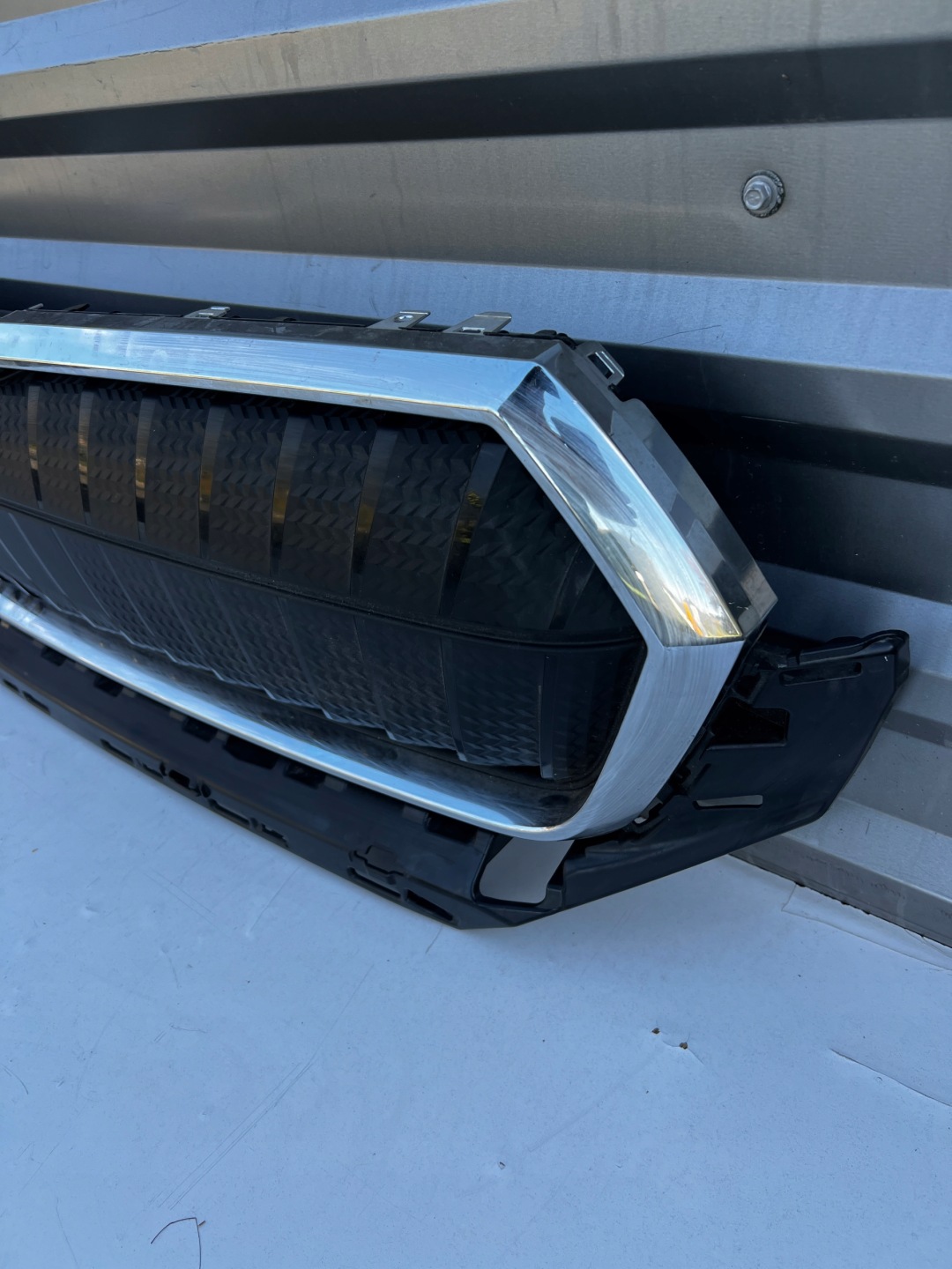 Skoda Enyaq 5LA Kühlergrill FRONTGRILL Kühlergitter 5LA853343 - Thumbnail 3