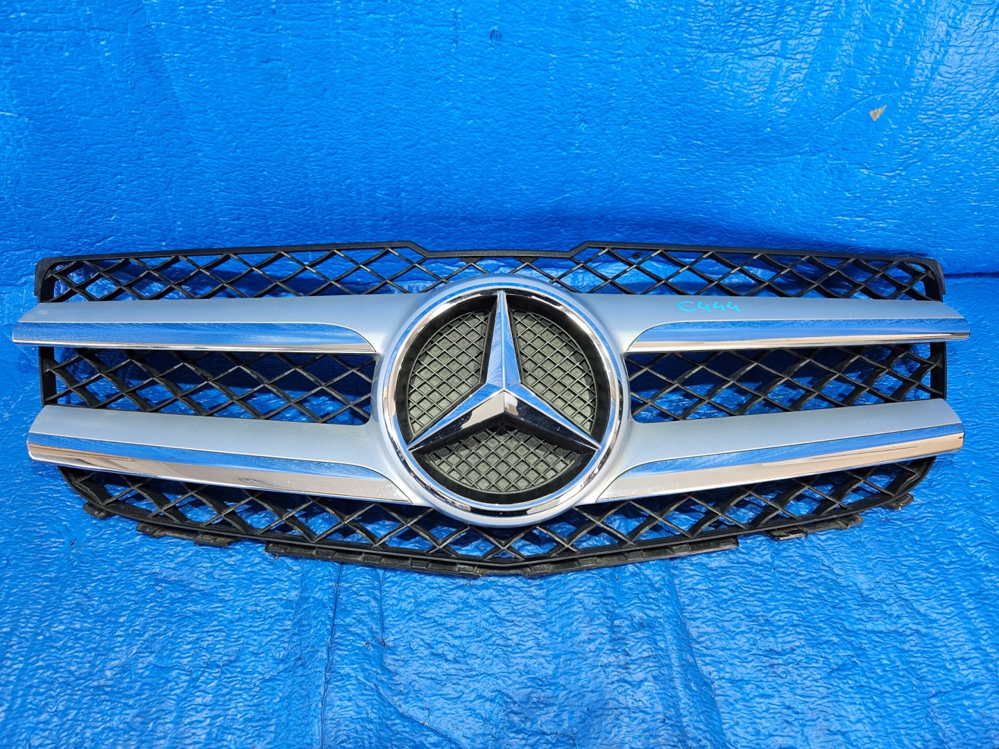 Mercedes-Benz C-Klasse W204 Kühlergrill FRONTGRILL Kühlergitter A2048802983 - Thumbnail 1