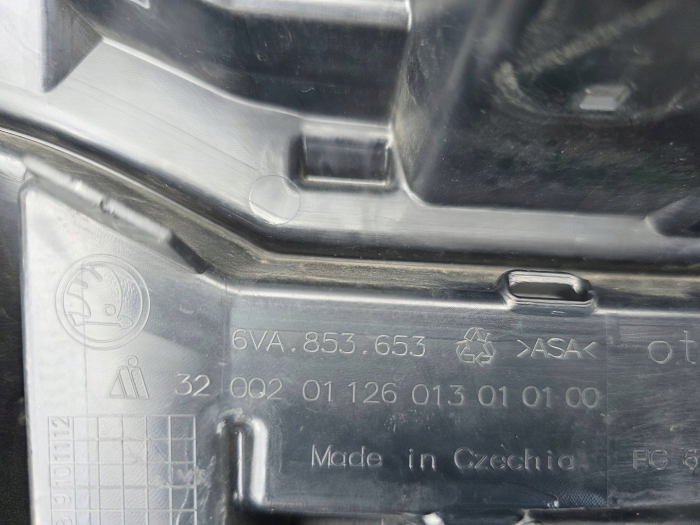 Skoda Fabia 6Y Kühlergrill FRONTGRILL Kühlergitter 6VA853653 - Thumbnail 12