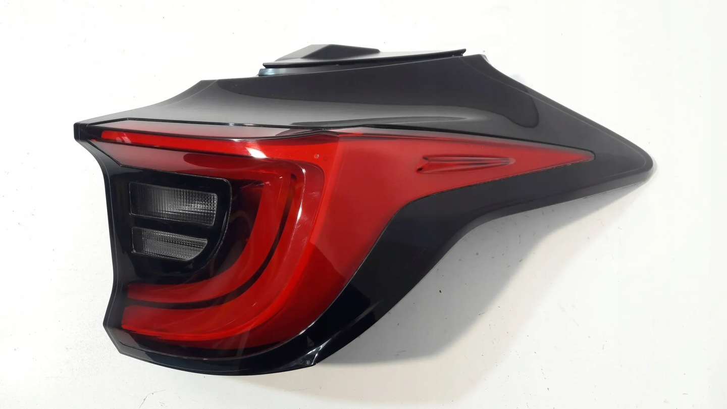 Toyota Yaris I P1 Rückleuchte Rearlamp - Thumbnail 1