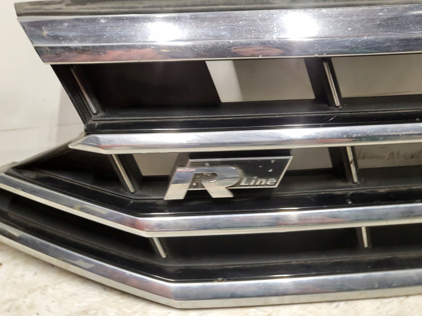 VW Passat B8 Kühlergrill FRONTGRILL Kühlergitter 3G0853653 - Thumbnail 6
