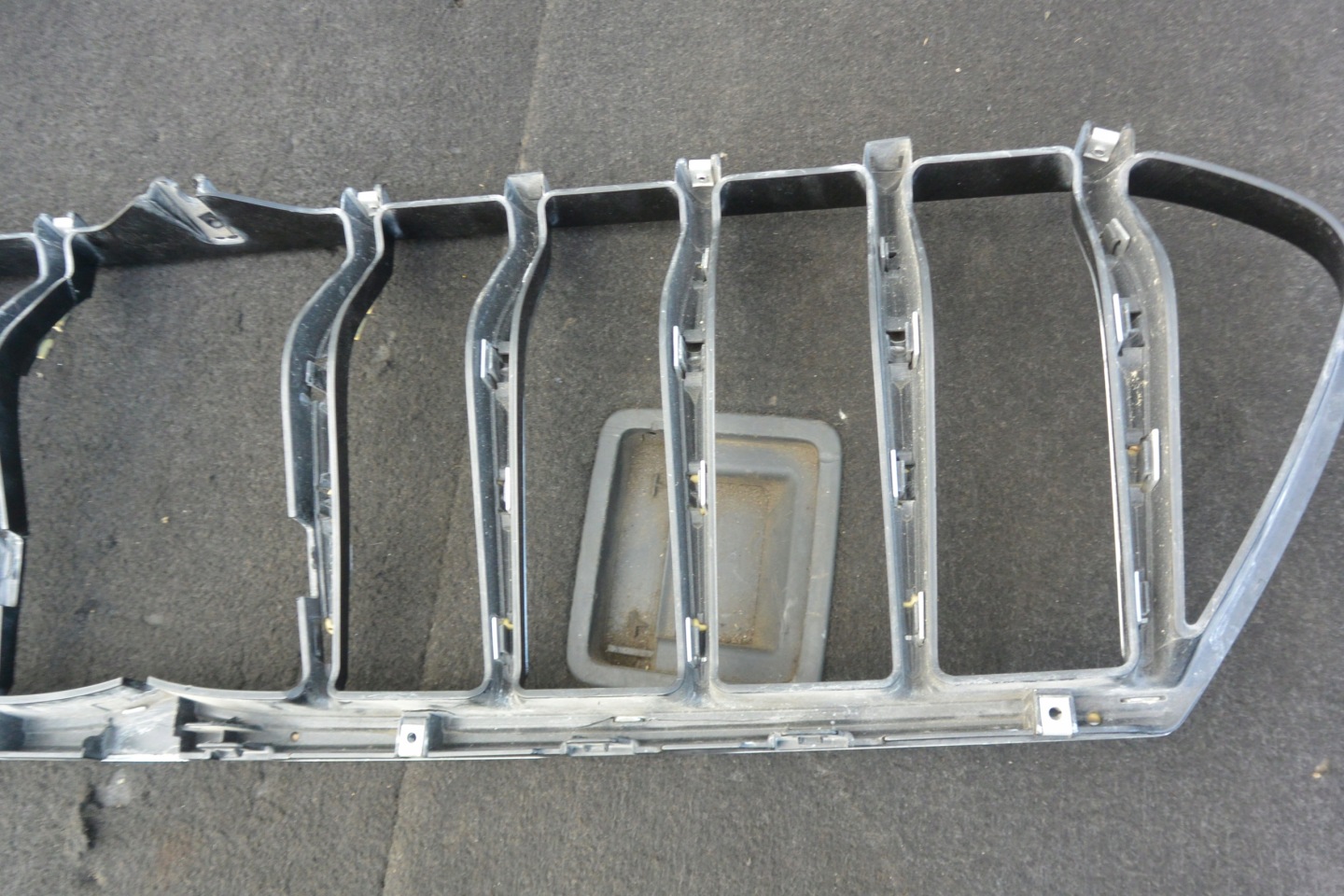 Maserati Ghibli AM336 Kühlergrill FRONTGRILL Kühlergitter 670097576 - Thumbnail 10