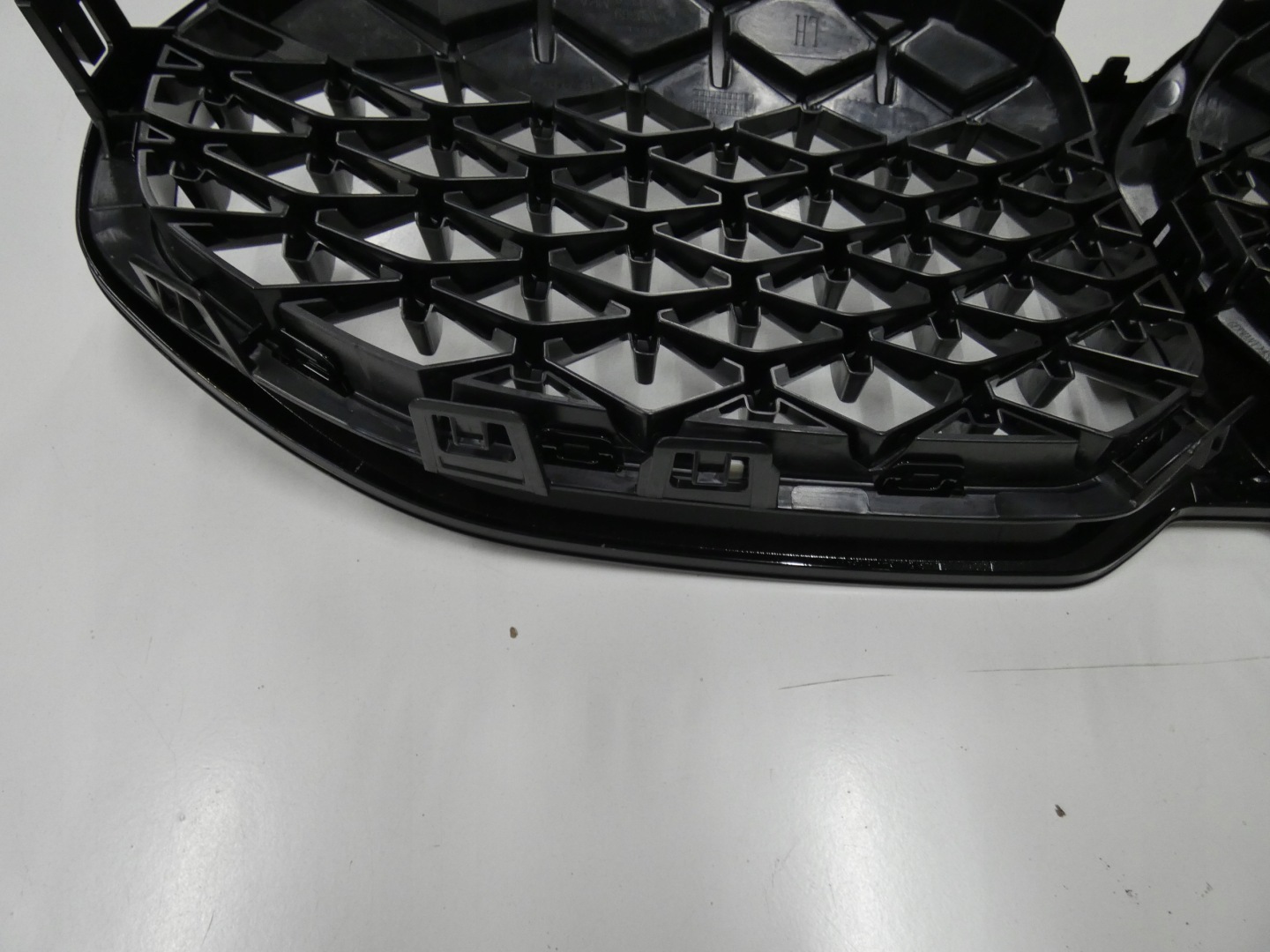 BMW 1 F40 Kühlergrill FRONTGRILL Kühlergitter 1372581 - Thumbnail 6