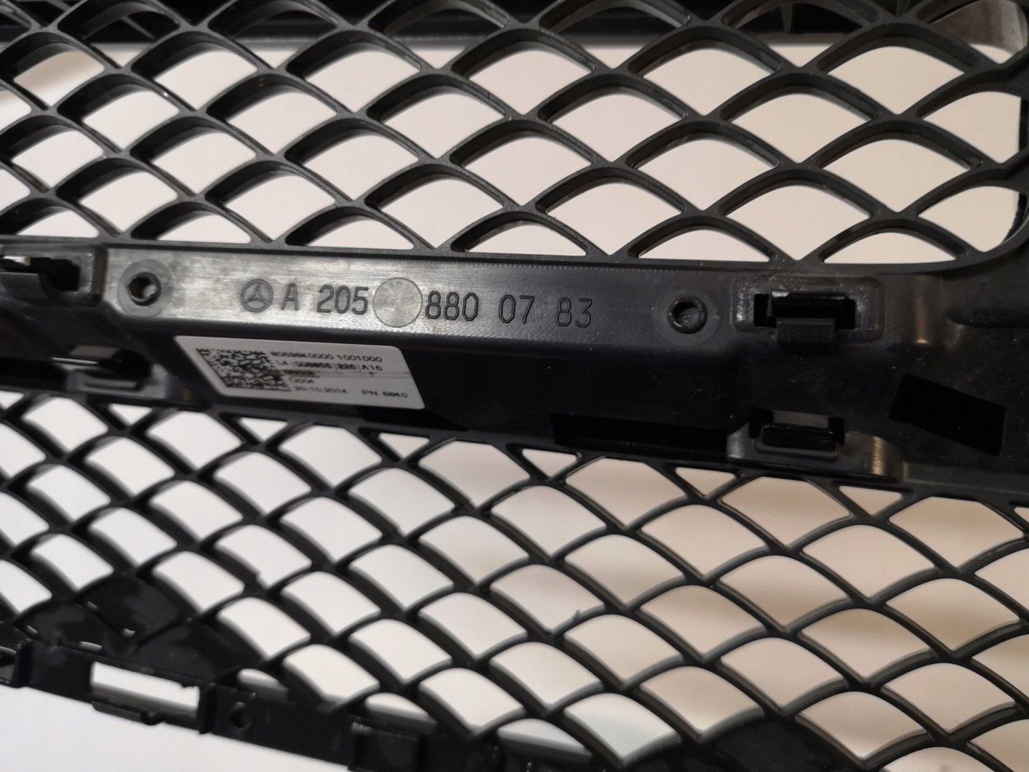 Mercedes-Benz C-Klasse W205 Kühlergrill FRONTGRILL Kühlergitter - Thumbnail 4