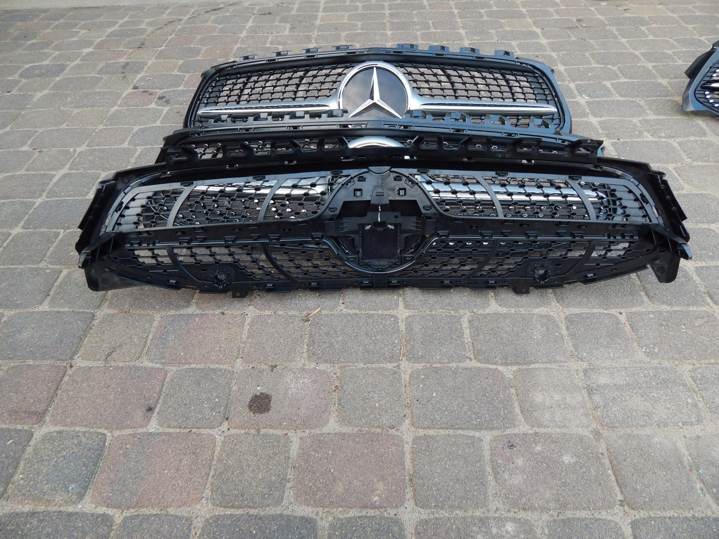 Mercedes-Benz CLA C118 Kühlergrill FRONTGRILL Kühlergitter - Thumbnail 4