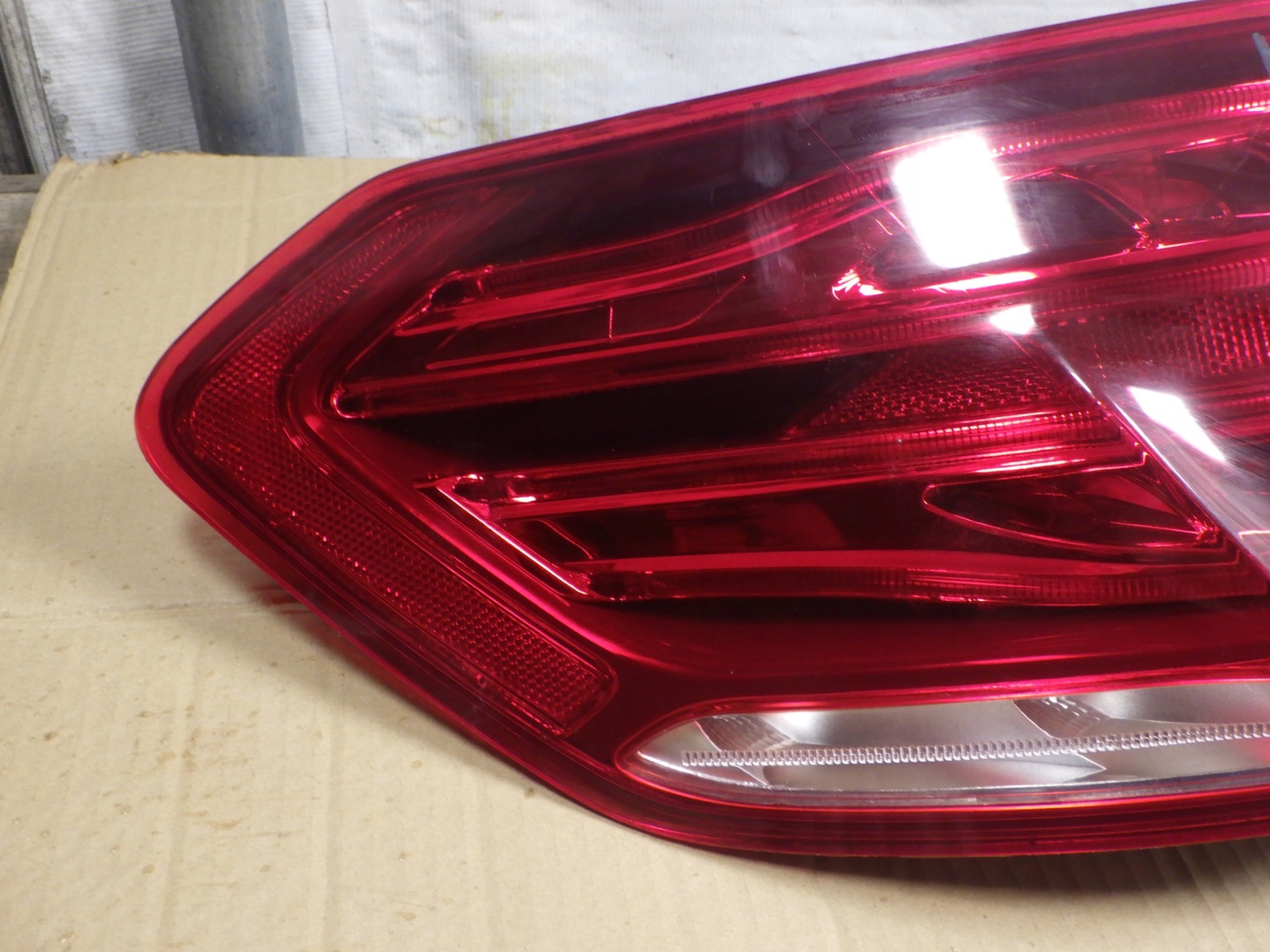 Mercedes-Benz E-Klasse W212 Rückleuchte Rearlamp - Thumbnail 4