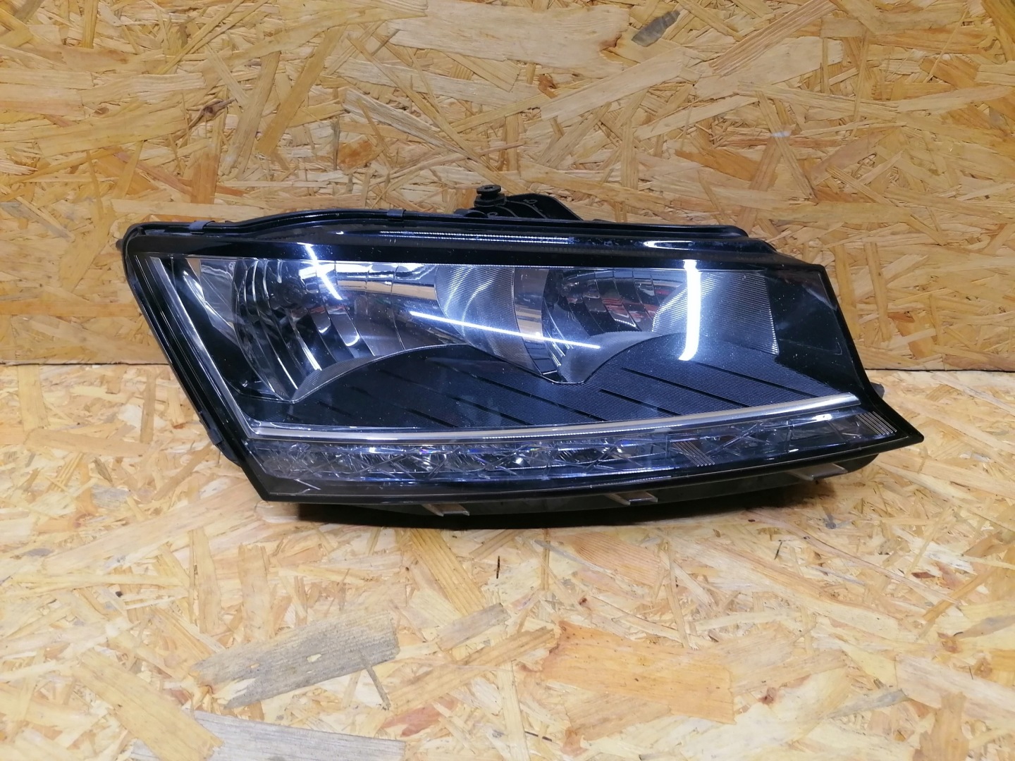 Frontscheinwerfer Skoda Fabia 6V1 6V1941016DL LED Rechts Scheinwerfer Headlight - Thumbnail 1