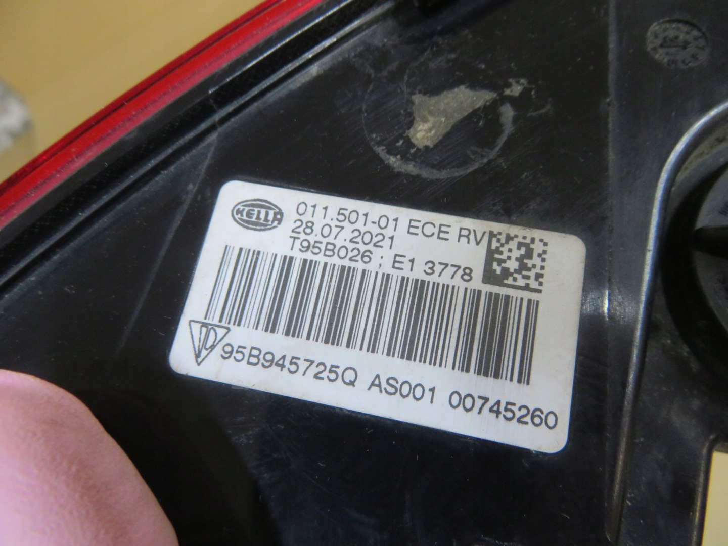 Porsche Macan 95B Rückleuchte 95B945725Q Rearlamp - Thumbnail 12