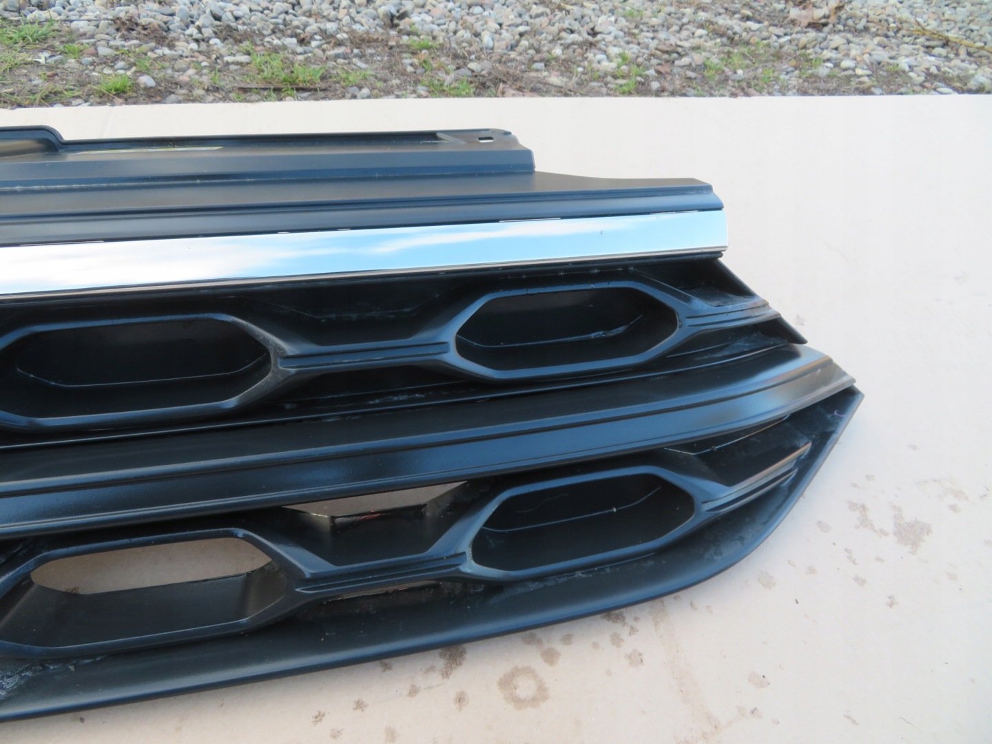 VW T-Roc A1 Kühlergrill FRONTGRILL Kühlergitter 2GA853651L - Thumbnail 4