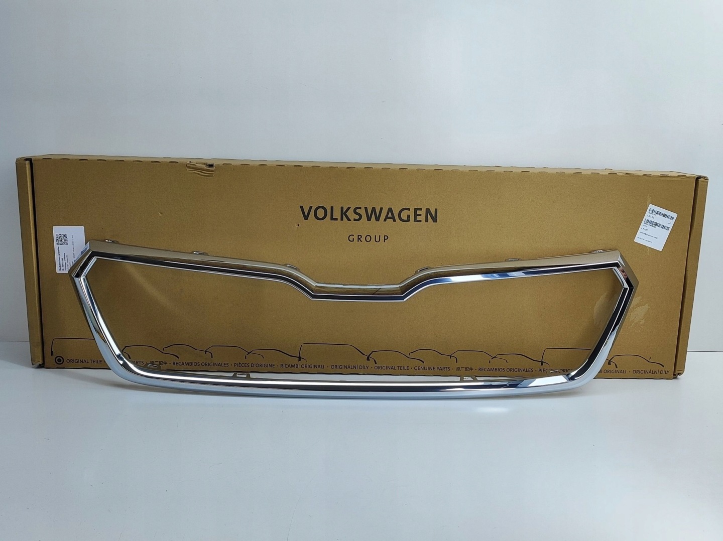 Skoda Scala 658 Kühlergrill FRONTGRILL Kühlergitter 658853761D - Thumbnail 1