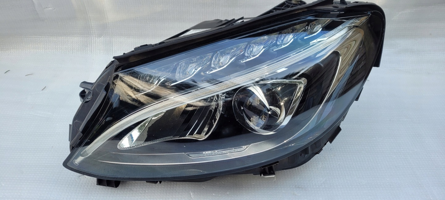 Frontscheinwerfer Mercedes-Benz C-Klasse W205 A2058200561 LED Links Headlight - Thumbnail 1