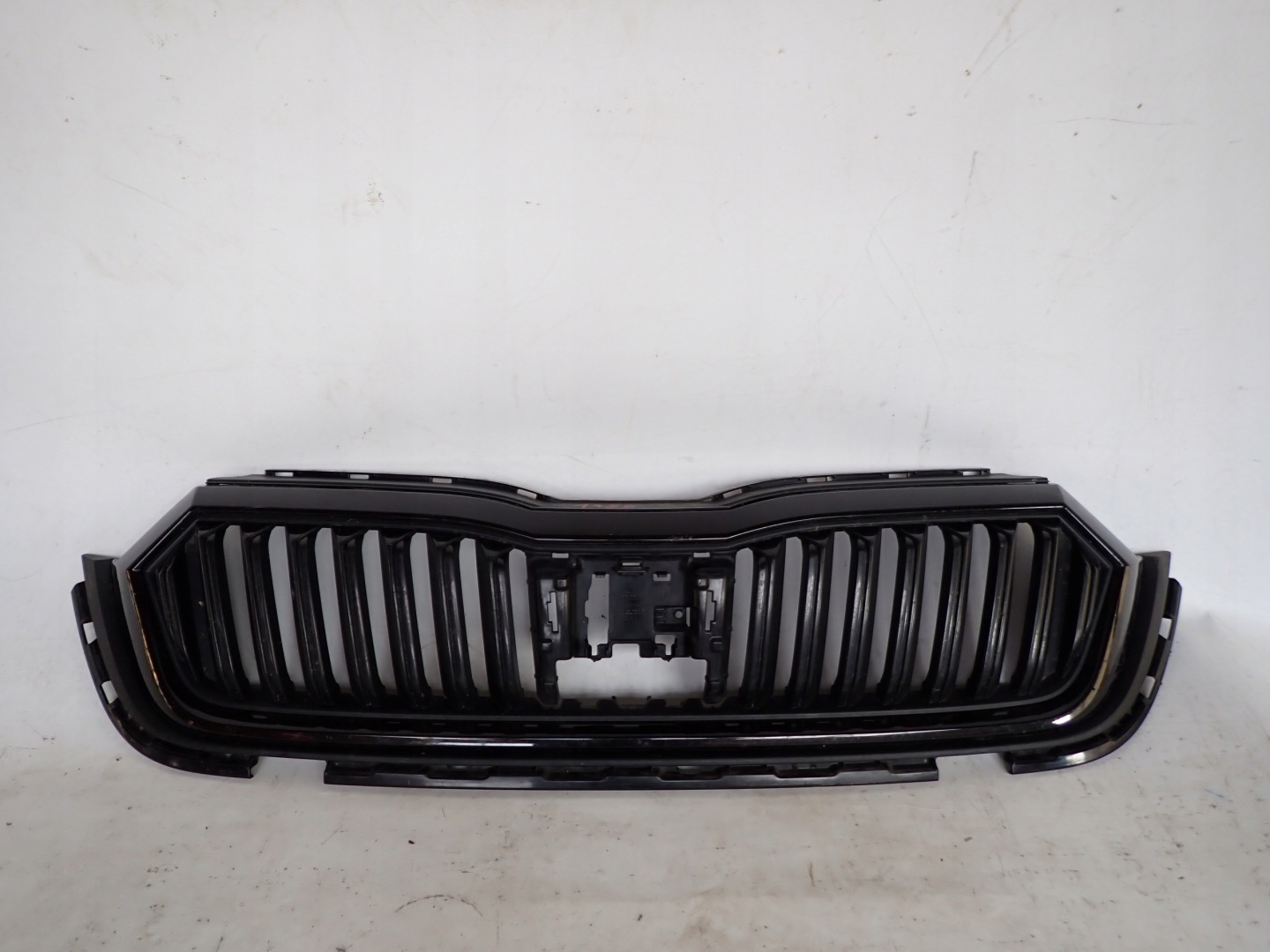 Skoda Octavia 1U Kühlergrill FRONTGRILL Kühlergitter - Thumbnail 1