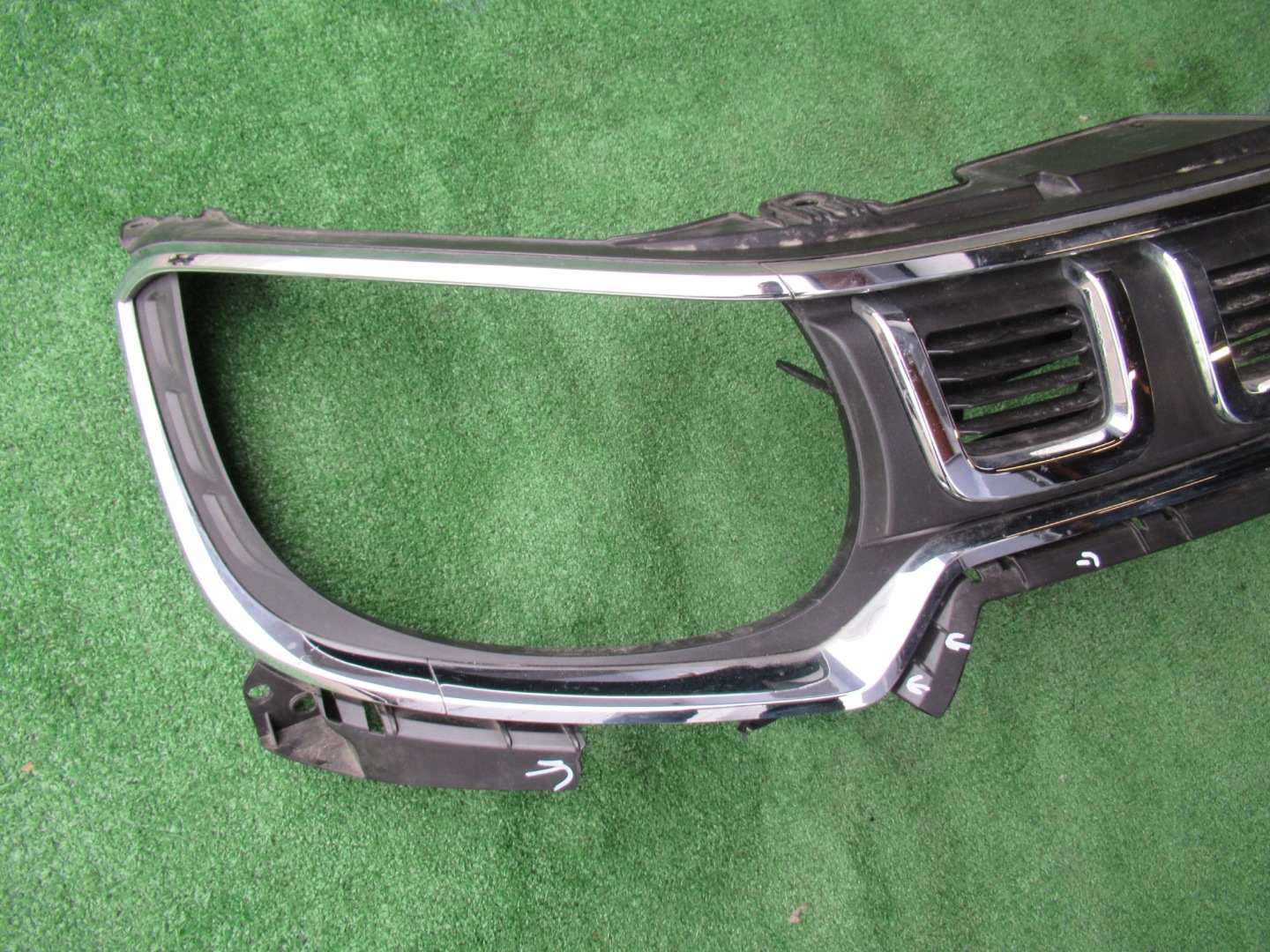 Suzuki Ignis I FH Kühlergrill FRONTGRILL Kühlergitter 7211173S07211 - Thumbnail 10